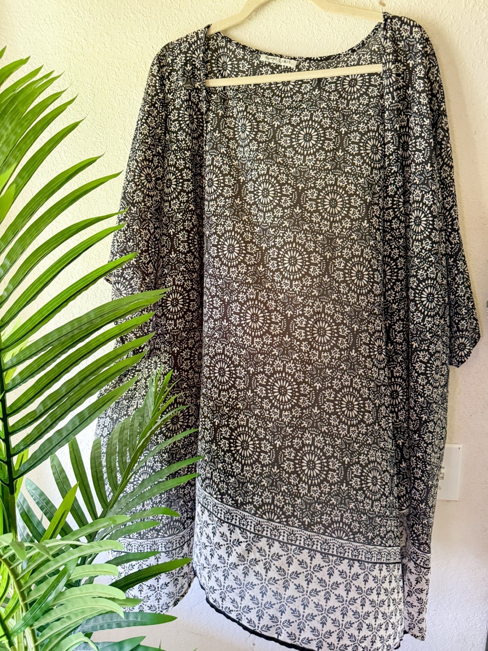 Sheer Black and White Floral Medallion Kimono | one size